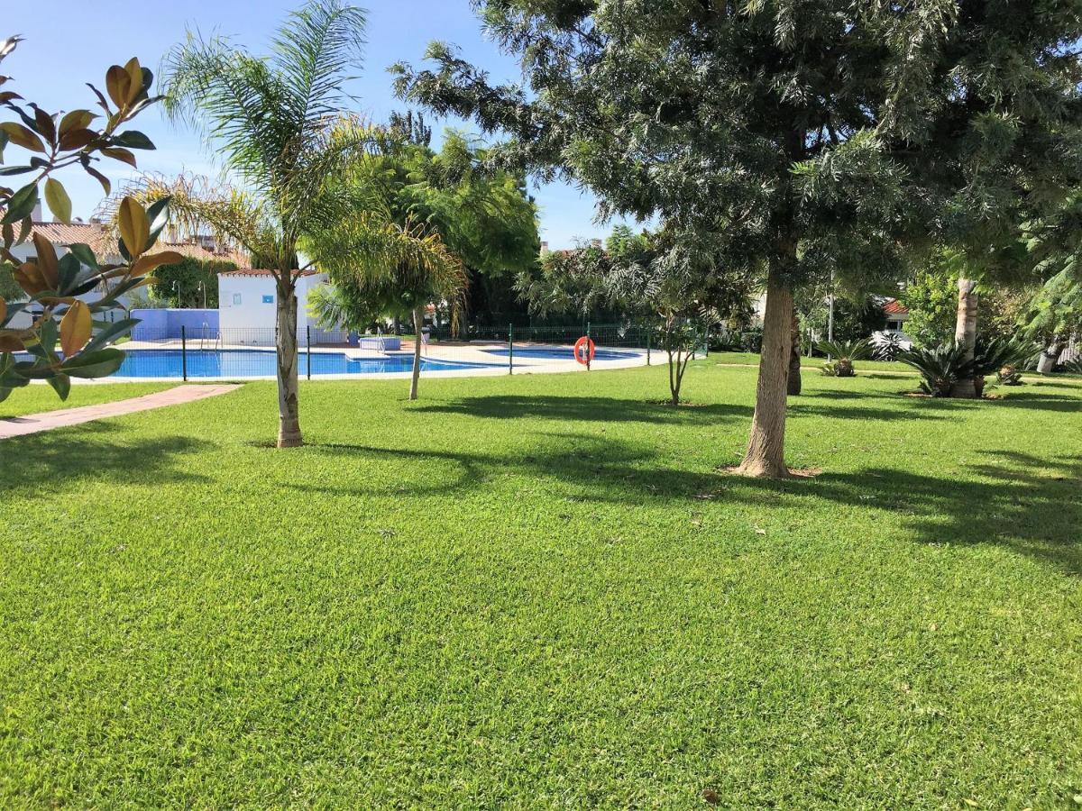 Fantasticas Zonas Comunes Caleta De Velez Exterior photo